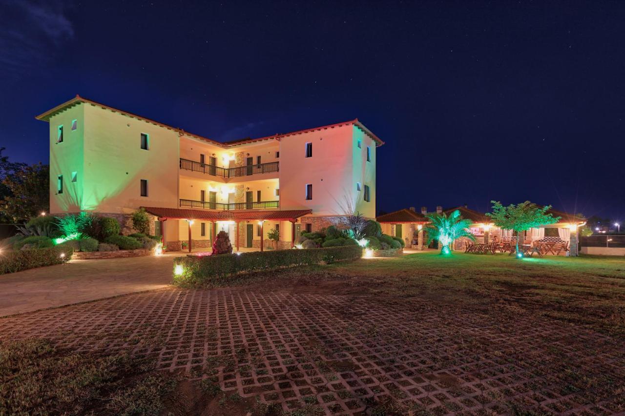 Maistrali Apartments Ормос Пангиас Екстериор снимка