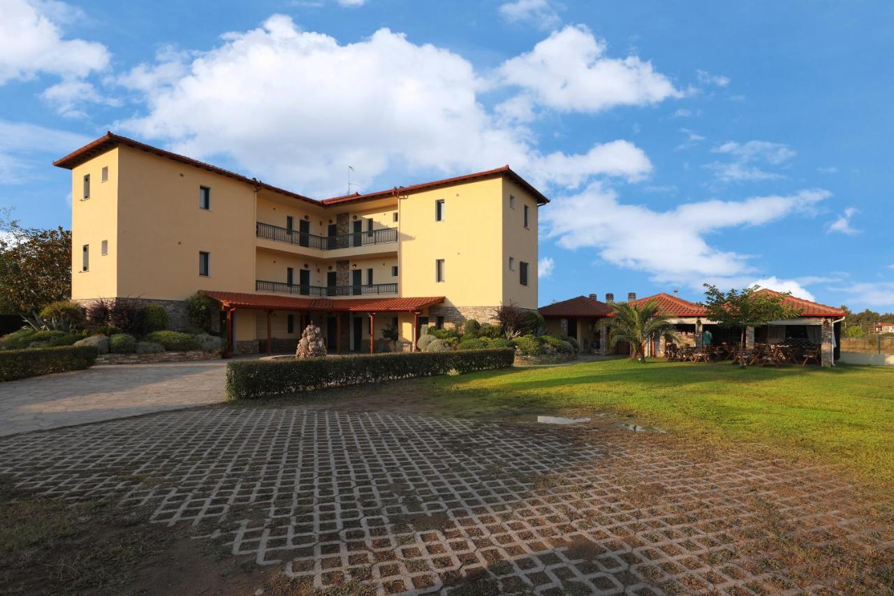 Maistrali Apartments Ормос Пангиас Екстериор снимка