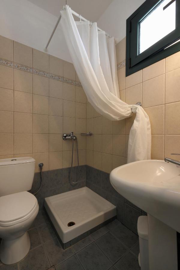 Maistrali Apartments Ормос Пангиас Екстериор снимка